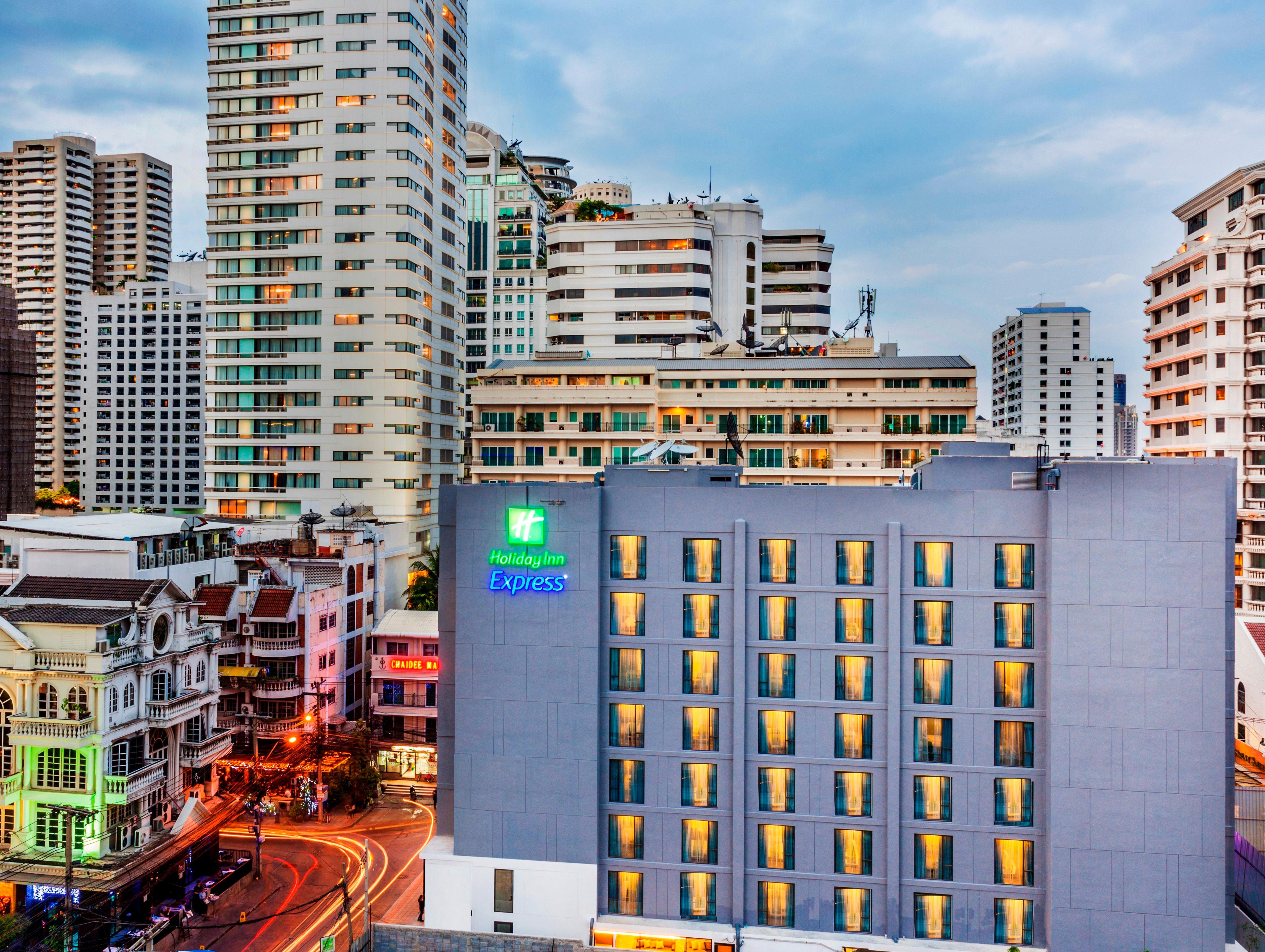 Holiday Inn Express Bangkok Sukhumvit 11, An Ihg Hotel Exterior foto